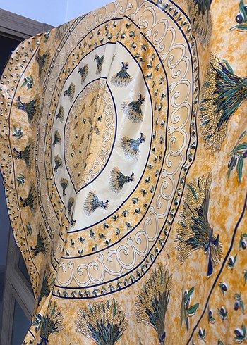 Bohem Tarzı Parlak Camel Desenli Masa Örtüsü - Görsel 4