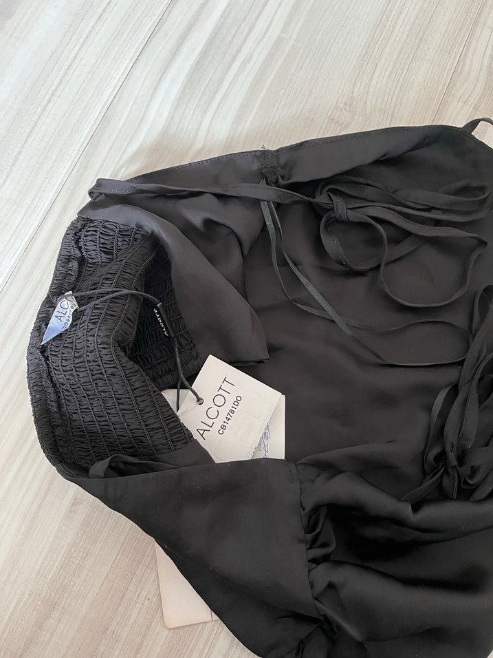 Siyah İpek Görünümlü Halter Büstiyer - Görsel 4