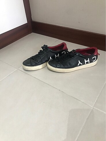 Givenchy - Görsel 6