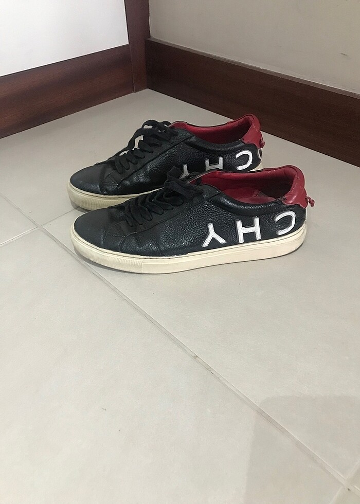 Givenchy - Görsel 2