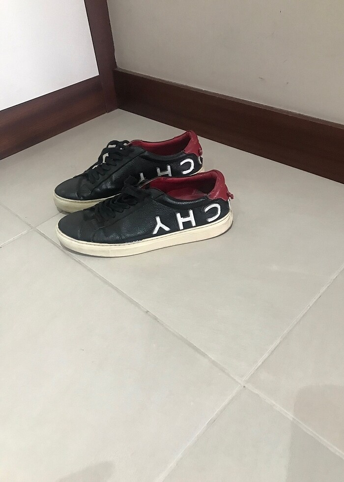 Givenchy - Görsel 3