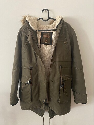 s Beden haki Renk Bershka parka / mont