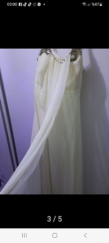 Zara Zara krem renk gece elbisesi