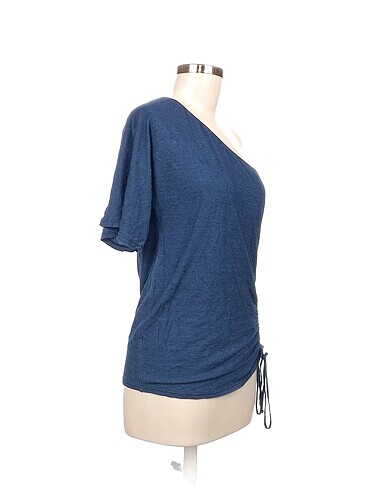 Jessica Simpson Jessica Simpson Bluz %70 İndirimli.