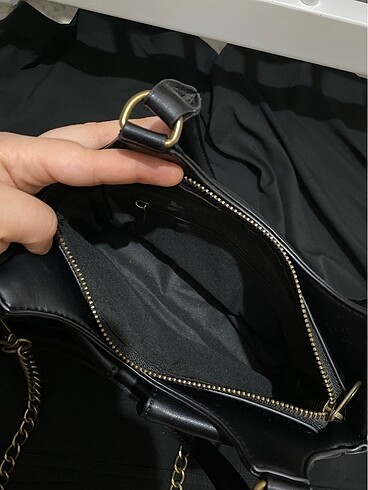  Beden siyah Renk Stradivarius Kol Çantası