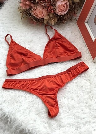 Turuncu bralet takım