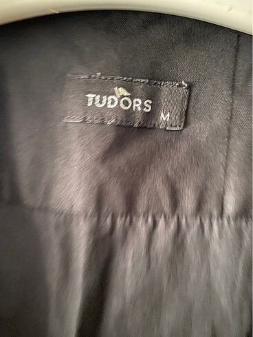 Zara Tudors gömlek