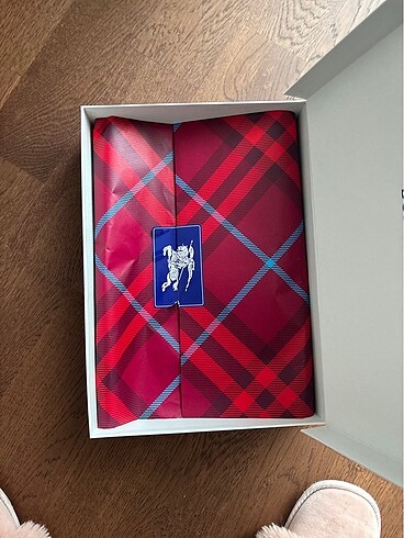 xs Beden Orjinal burbery kutu poşet ve hediye paketi
