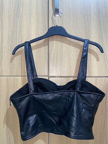 Zara Deri crop