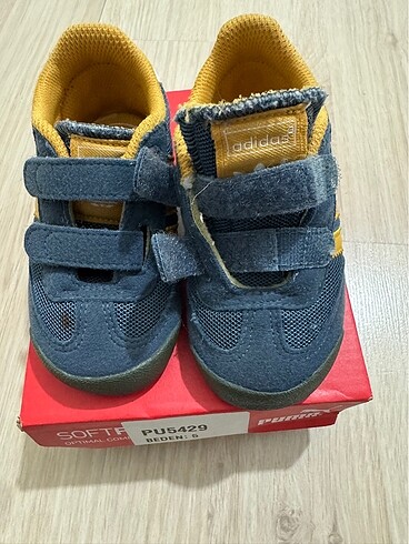 Adidas bebek spor ayakkabı