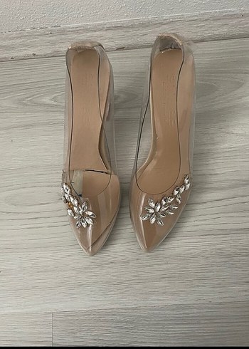 Nine West Sıra Dışı Cam Topuklu Bej Abiye Ayakkabı