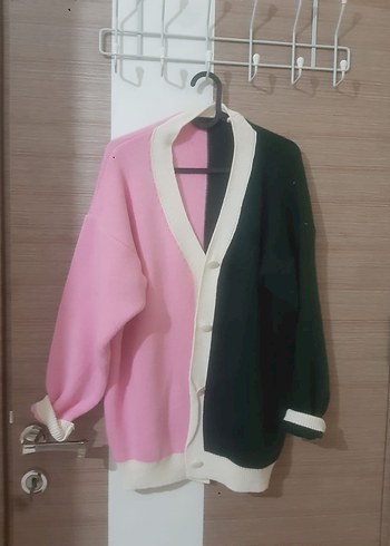 LC Waikiki Kadın Pembe Siyah V Yaka Hırka