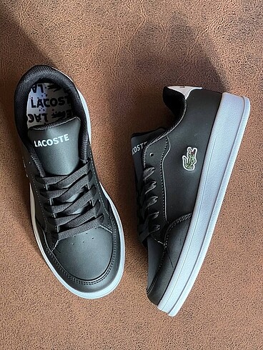 38 Beden Lacoste kadın spor ayakkabı
