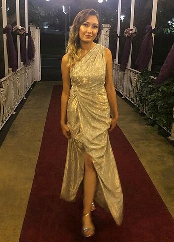Abiye gece elbisesi