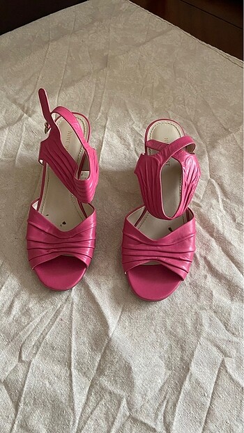 Nine West Nine west