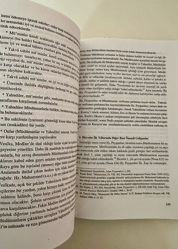 Hz. Muhammed ve Evrensel Mesajı Kitabı - Görsel 7