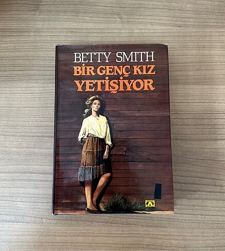 Bir Genç Kız Yetişiyor