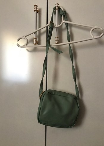 Zara Yeşil Deri Kadın Bel Çantası