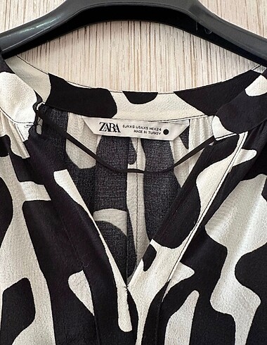 xs Beden Zara elbise