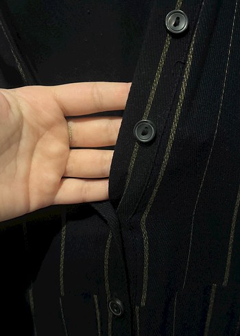 Siyah Çizgili V Yaka Elbise - Görsel 3