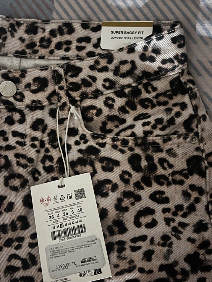 Pull and Bear Leopar desenli jean - Görsel 5