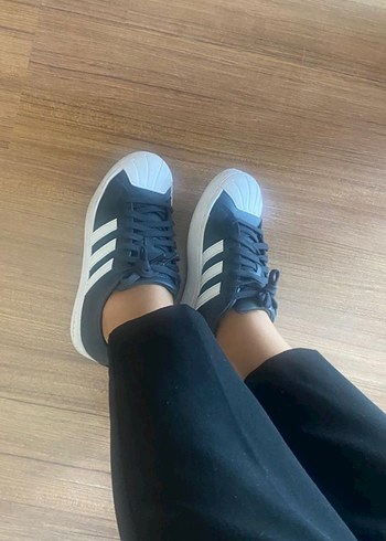 Adidas 37