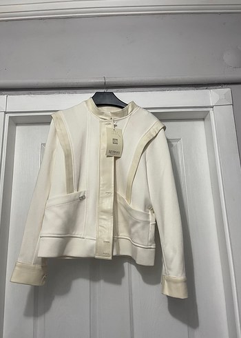 Setre Ekru Minimalist Kisa Ceket