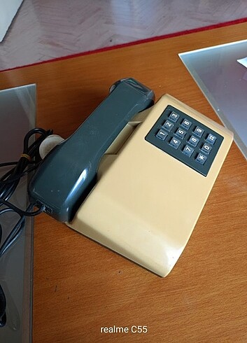 Diğer TELETAŞ ASPENDOS MODELİ ESKİ TUŞLU TELEFON.