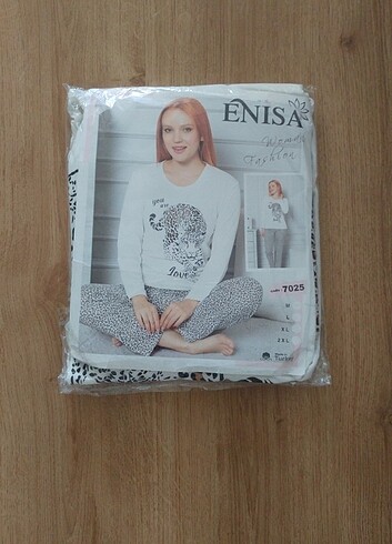 Kadın pijama takımı