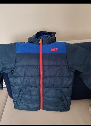 nike kaz tüyü çocuk mont