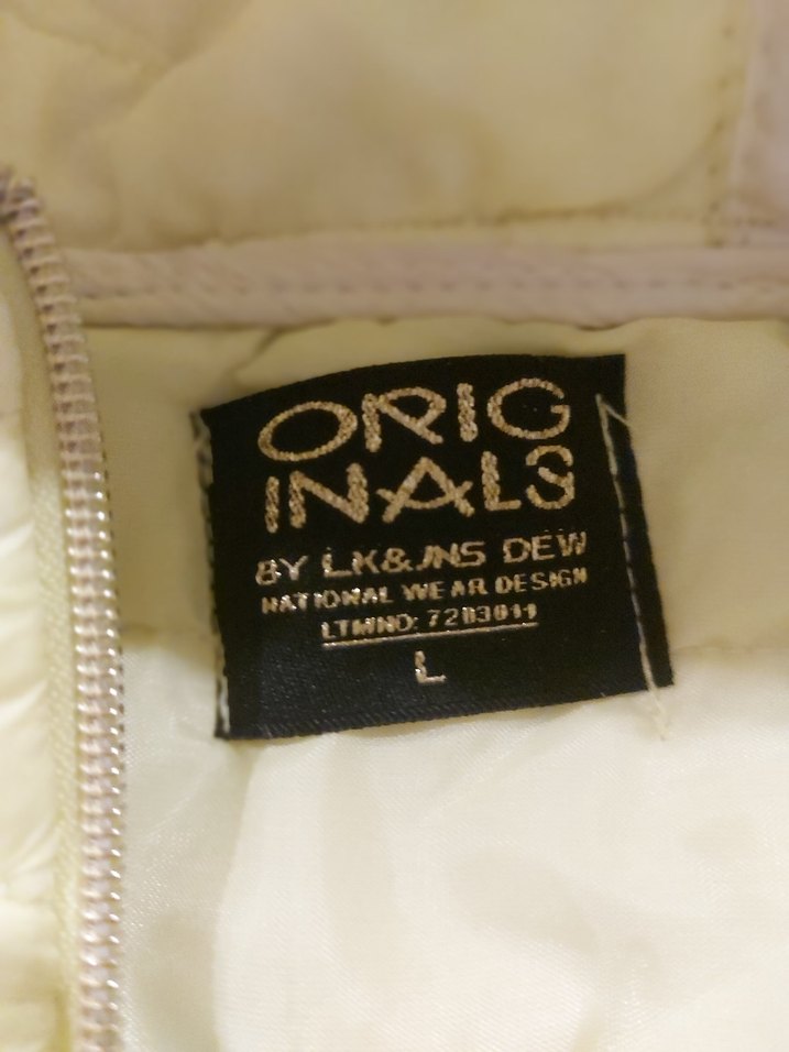 KAPŞONLU PUF YELEK - Görsel 3