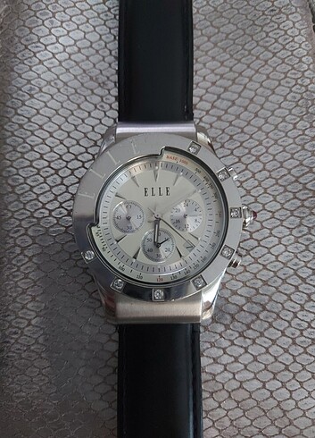 ELLE KADIN KOL SAATİ FRANCE PARİS - Görsel 4