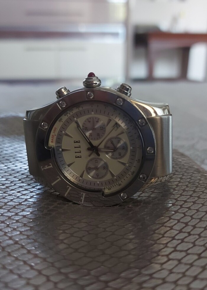 ELLE KADIN KOL SAATİ FRANCE PARİS - Görsel 2