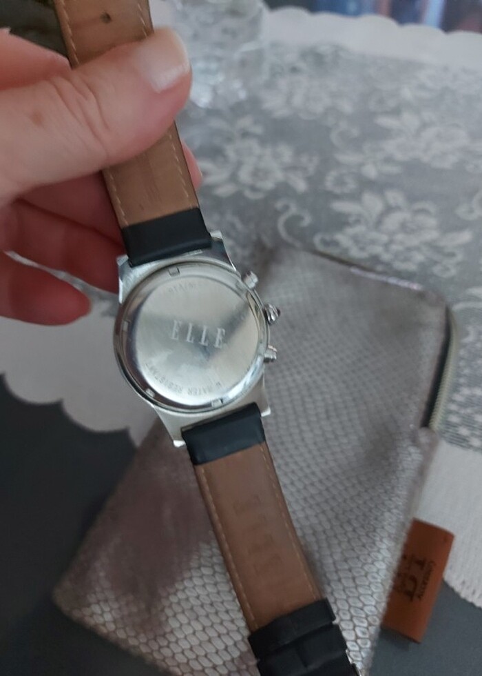 ELLE KADIN KOL SAATİ FRANCE PARİS - Görsel 5