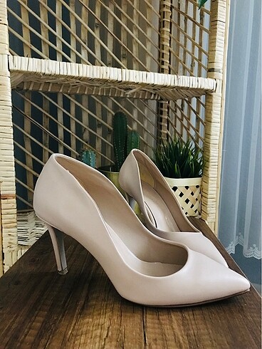 Pudra stiletto