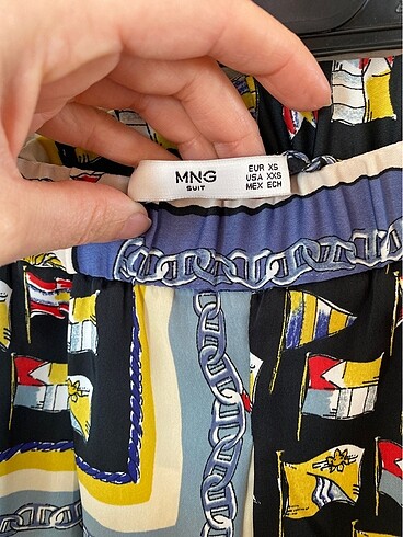 xs Beden Mango saten şort