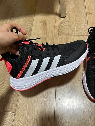 Adidas own the game 2.0