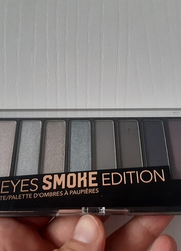  Beden RIMMEL LONDON
