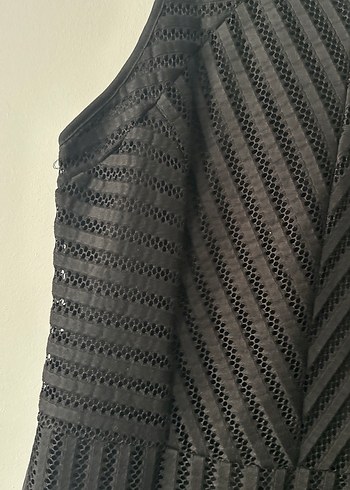 Siyah Piliseli Kolsuz Uzun Kadın Elbise - Görsel 3