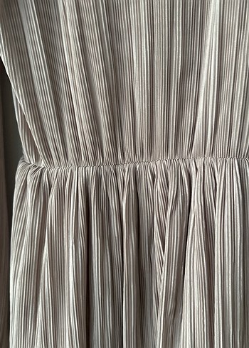 Bej Kadın Uzun Pliseli Elbise - Görsel 5