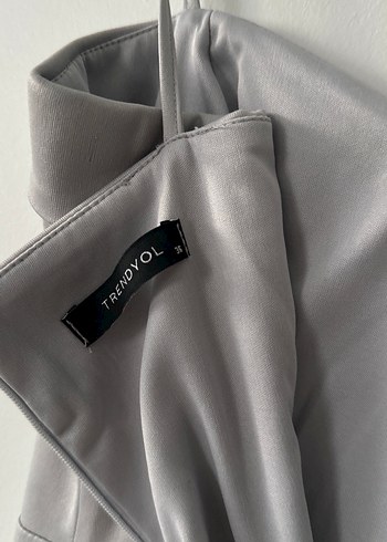 Gri Uzun Drapeli Straplez Kadın Abiye Elbise - Görsel 7