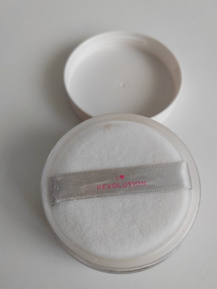 I Heart Revolution transparan toz pudra - Görsel 3