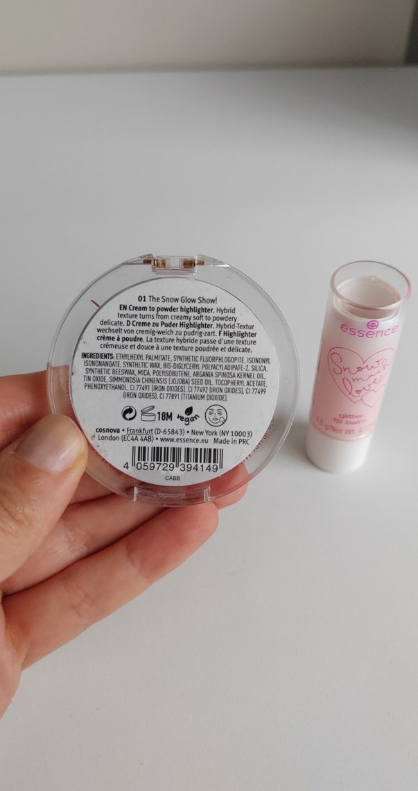 Essence Pembe krem aydınlatıcı ve Parlak Dudak Balsamı - Görsel 2