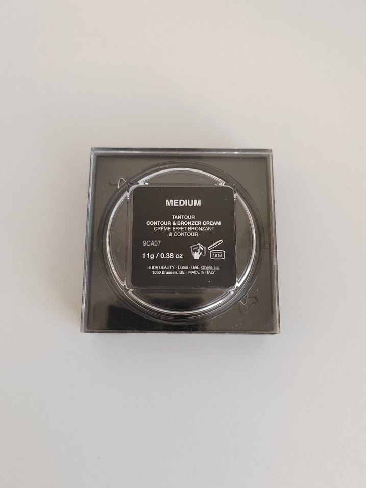 Huda Beauty bronzer - Görsel 4