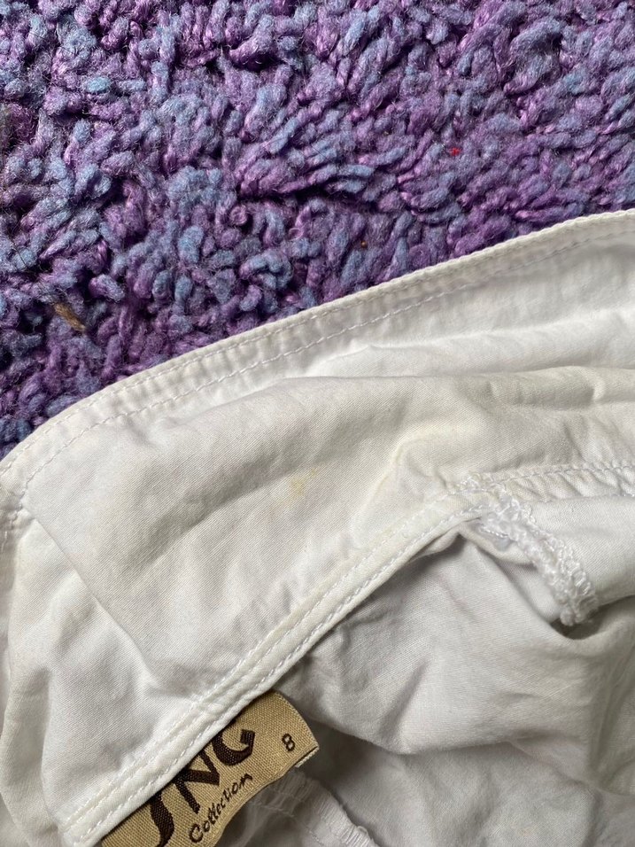 Beyaz Düğmeli Kısa Kollu Bolero - Görsel 3