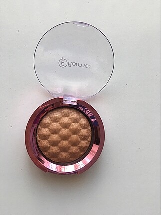 Flormar Flash Baked Blush Golden Peach Allık