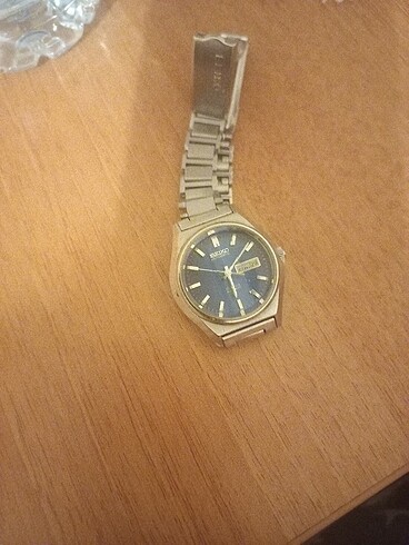 Seiko Saat