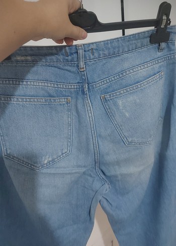 Kadın Gri Renkli Loose Fit Yırtık Denim Pantolon - Görsel 4