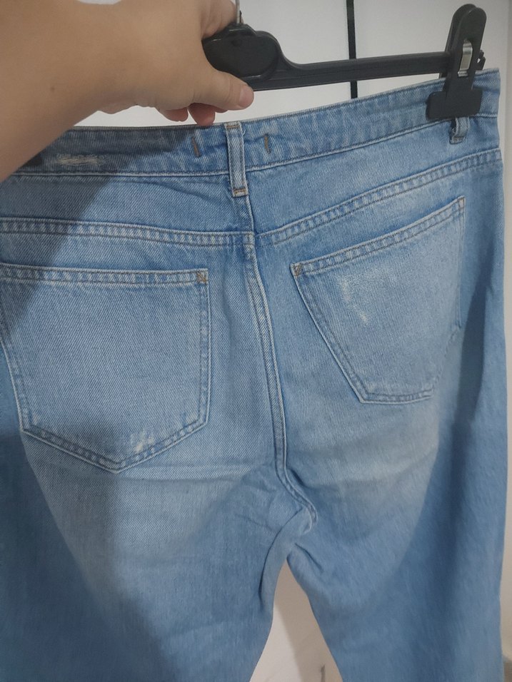 Kadın Gri Renkli Loose Fit Yırtık Denim Pantolon - Görsel 4