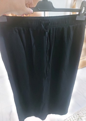 Siyah Uzun Salaş Dökümlü Etek - Görsel 3